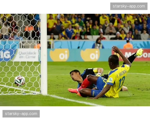 布雷诺莱莫斯双响助迪拜国民 巴西中场获评本轮最高分9.4 布雷诺莱莫斯双响助迪拜国民 巴西中场获评本轮最高分9.4